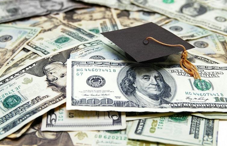 Online Interior Design Degree Cost 2026: Tuition & Hidden Fees